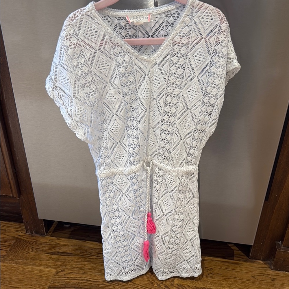 White Lace Cover-Up with Pink Accents brand new never worn no tags